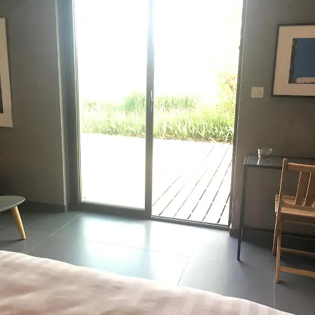 Belle Avec Vue Dans Maison D'architecte 住宿加早餐酒店 3*